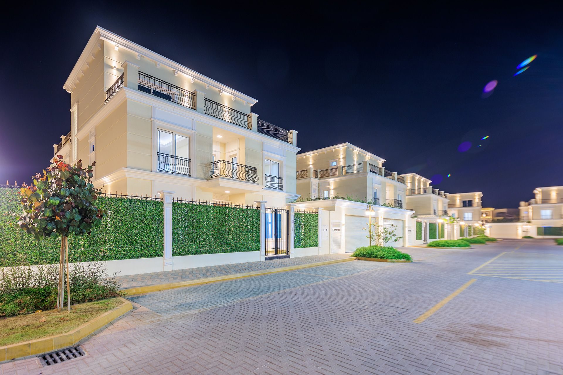 Photo 3 of 6 Bedroom Villa - Floresta Gardens