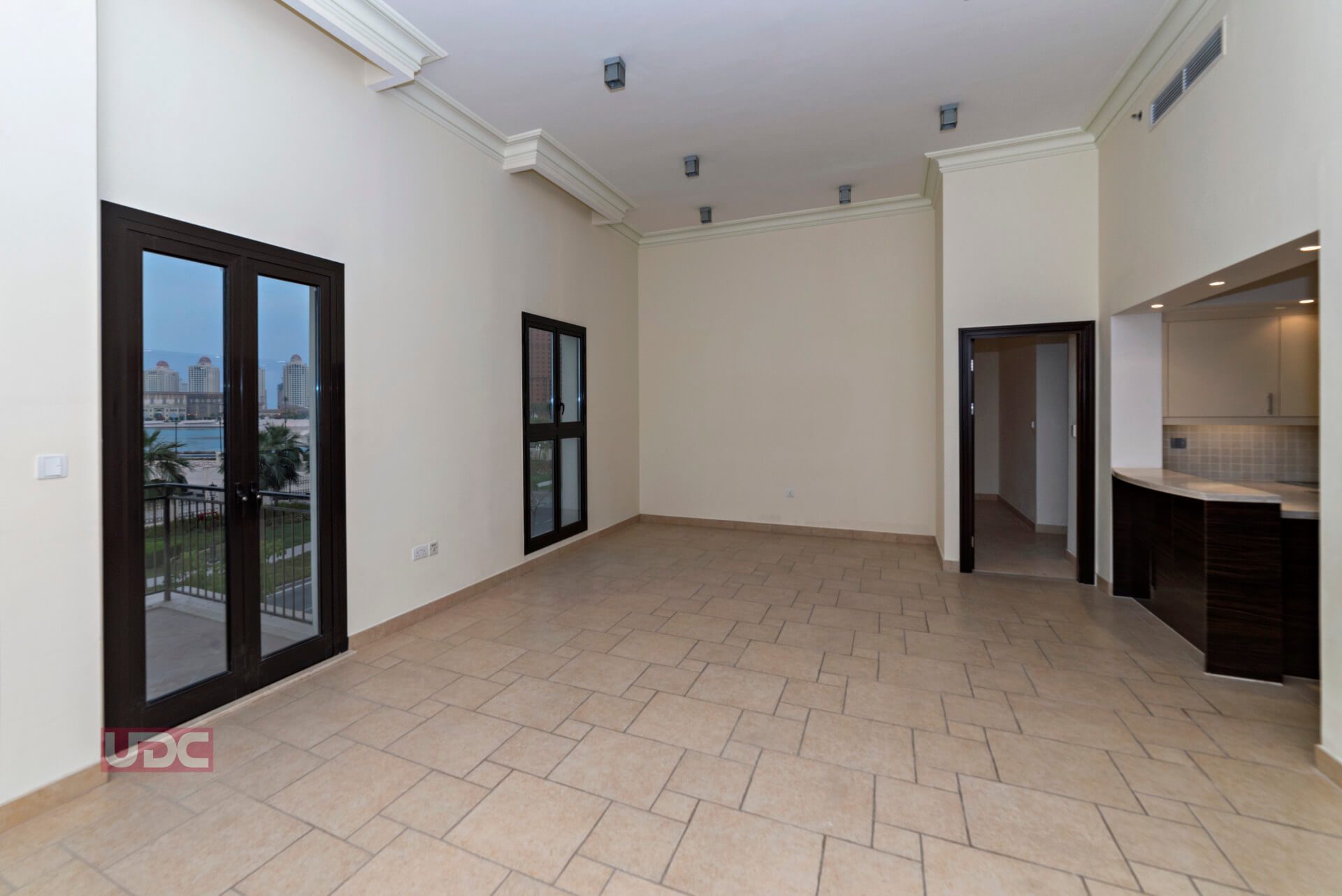 Photo 2 of 3 Bedroom Apartments with Kempinski View