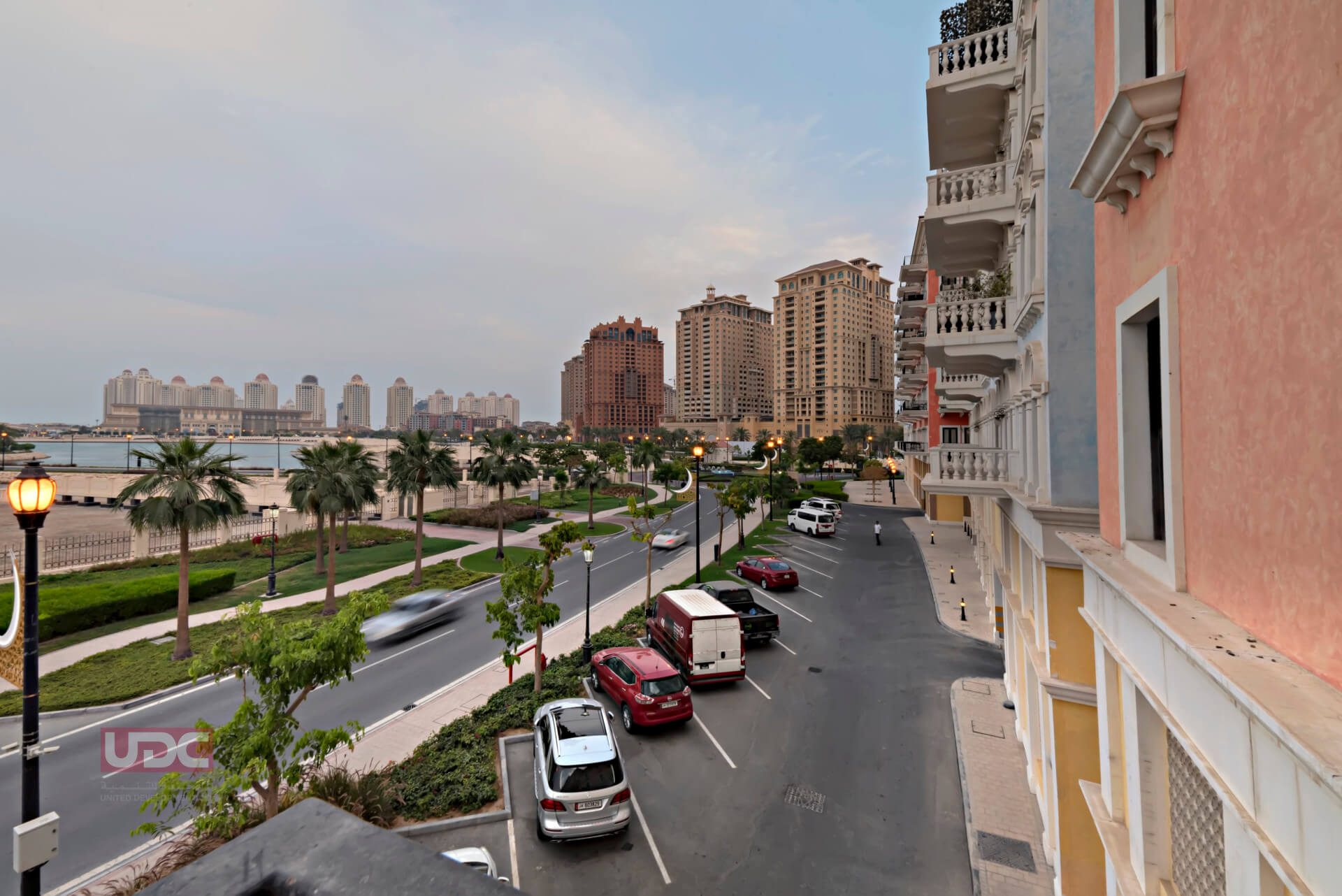 Photo 4 of 3 Bedroom Apartments with Kempinski View