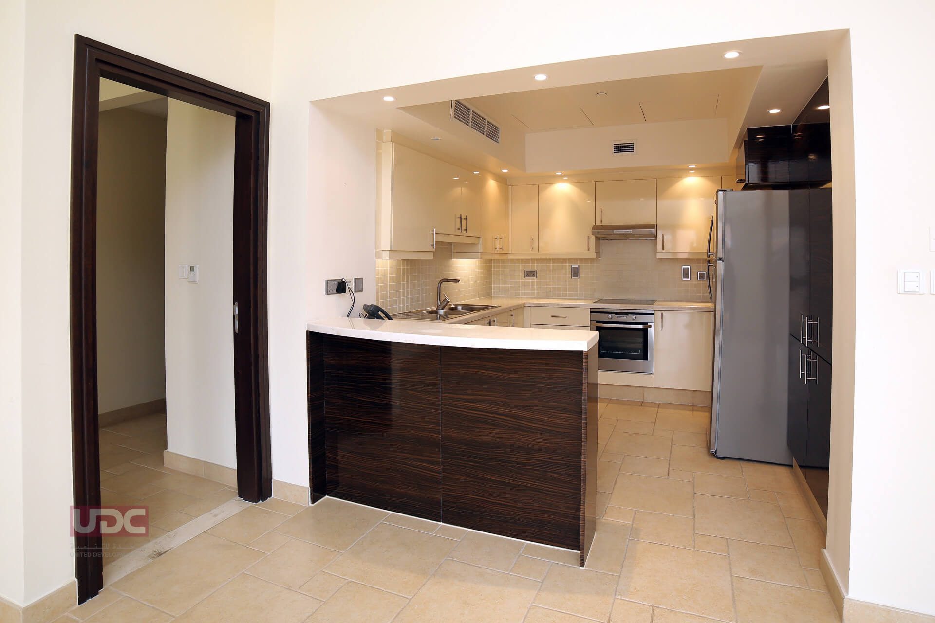 Photo 4 of 3 Bedroom Stunning Canal View
